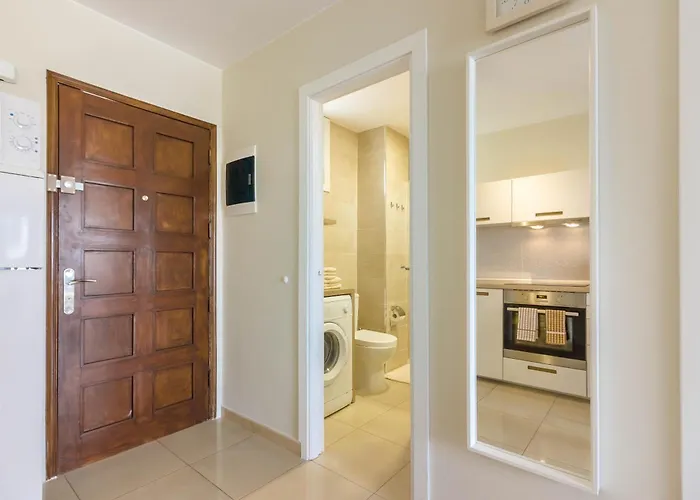 1bdr El Dorado Ocean View Americas *