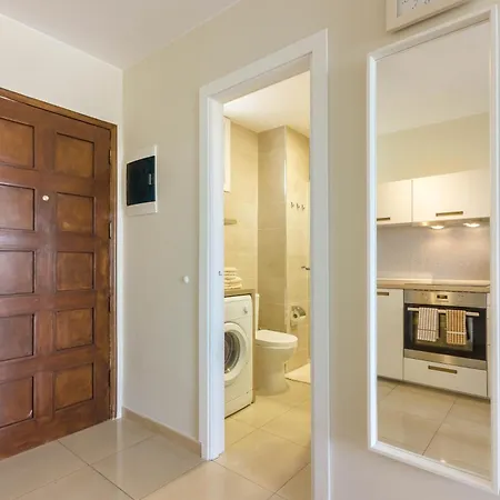 1bdr El Dorado Ocean View Americas *